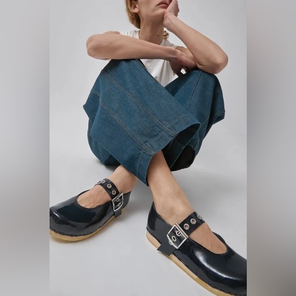 No. 6 navy blue patent leather mary jane clogs oversized buckle sz 38 7.5 8 - Picture 1 of 11